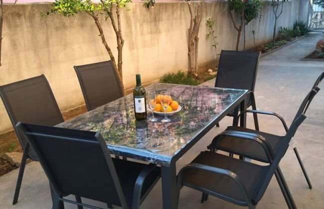 Jenny - 300m to the Beach - A4 - Photo 11