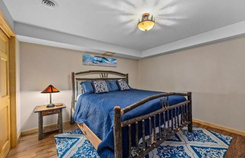 LogLand Lakehouse in Arbor Vitae WI - Foto 18