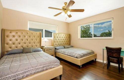 Tranquil Retreat with HEATED POOL Minutes to the Beach - Foto 8