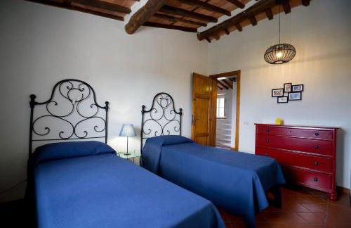 Casale rinnovato immerso nella campagna con splendida piscina privata - Foto 29