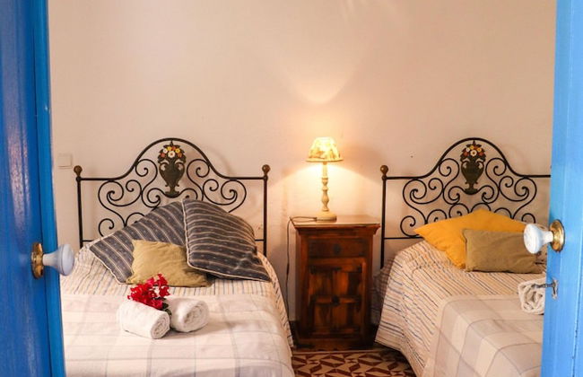 Idyllic Farm House With Huge Garden for 14pax - Foto 48