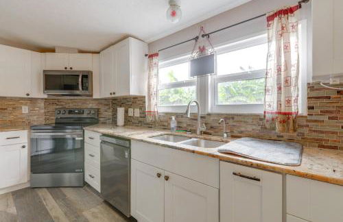 Family-Friendly Palm City Home 14 Mi to Beach! - Foto 8