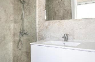 Preciosa casa con piscina en Enguera pueblo - Foto 8