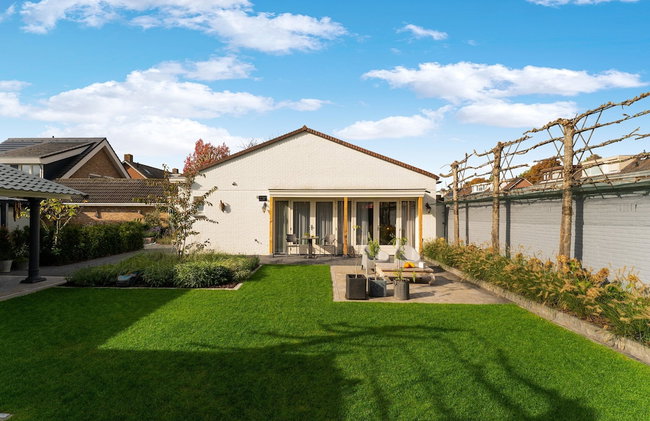 Holiday Home in Kaatsheuvel With hot tub - Foto 1