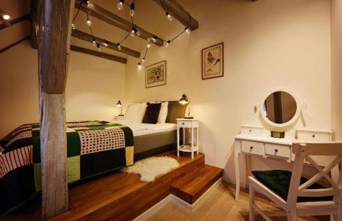 Uptown Palace Penthouse 2BR with Terrace by Irundo - Foto 10