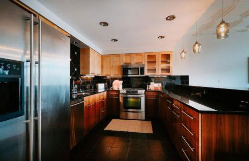 Timeless Modern Luxury at Bellerive on the River - Photo 35