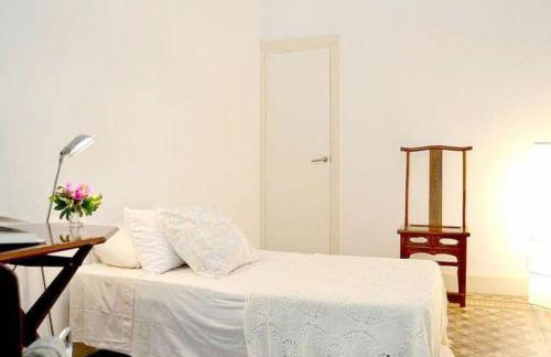 BizFlats Eixample Apartments - Photo 73