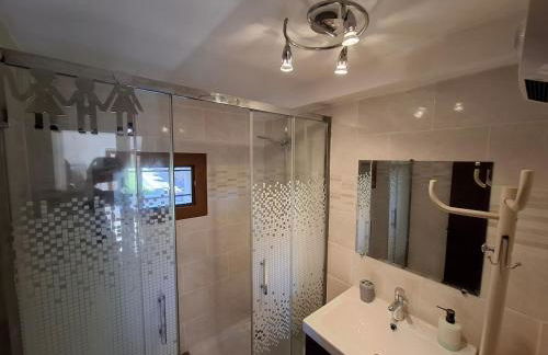 Villa Sainte Roseline -AC, Provençal Garden and BBQ - Foto 12