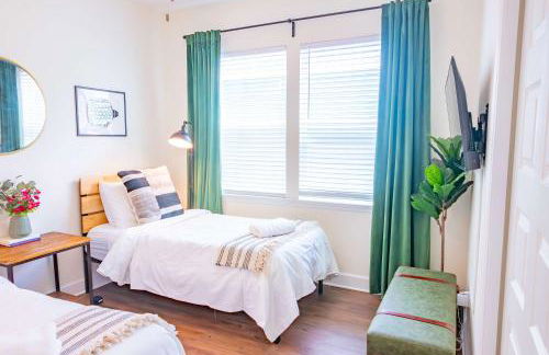 The Champion's Suite Newly Built Upscale Central - Photo 37