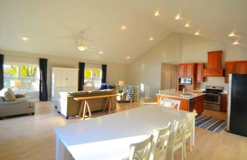 Comfortable and Modern Cabin Rental on Lake Red Rock near Pella, Iowa - Foto 15