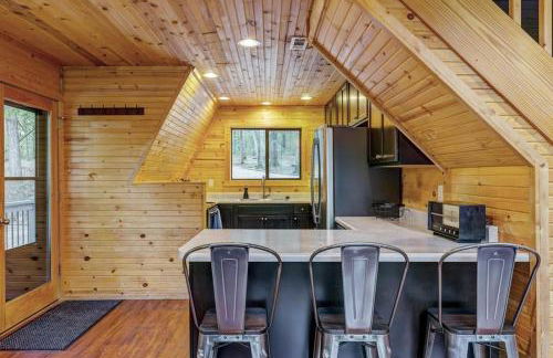 Waterside Cottage with Hot Tub - Foto 1