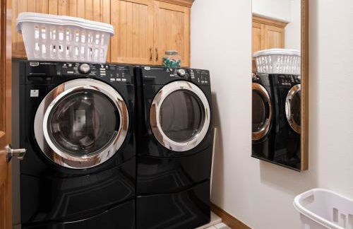 Family Getaway-Pool, Hot Spring, Scuba & Ice Castles 727 home - Foto 28