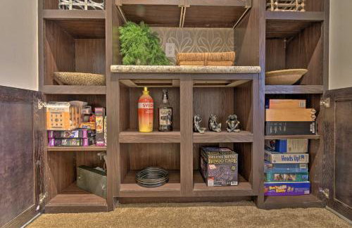 Lakefront Home with Deck, Fishing Dock and Canoe! - Foto 8