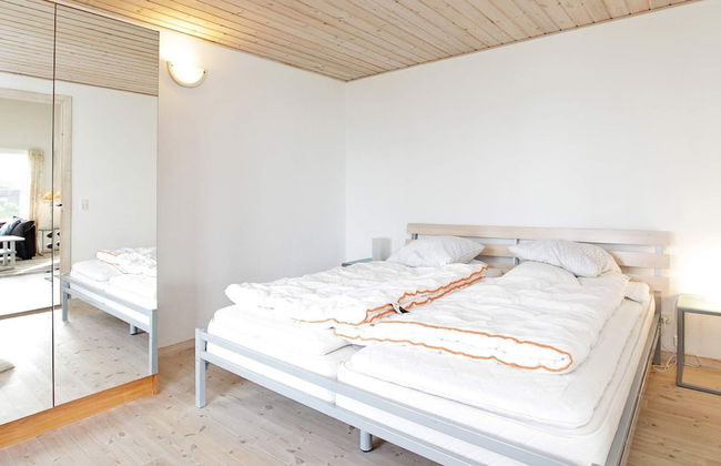 6 Person Holiday Home in Praesto - Foto 6