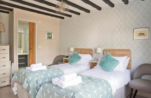 Hawthorn Farm Guest House - Photo 22