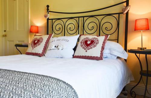 Spring Cottage - Photo 3