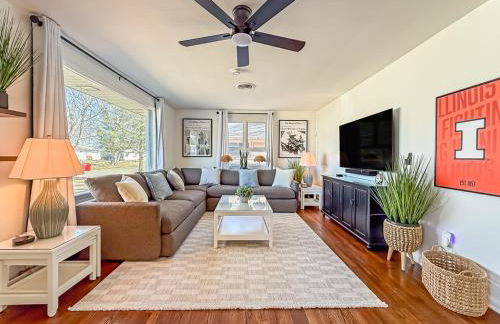 Cozy Cottage Walkable To UIUC - Foto 7