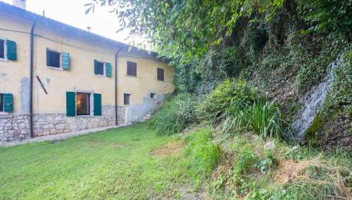 From the city to nature - Travel Proud certified - Mezzane di sotto VR pet-friendly - Photo 2, Garden view