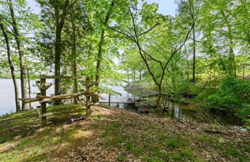 Lake Barkley Retreat - Newly Renovated - 5 BR - Foto 59