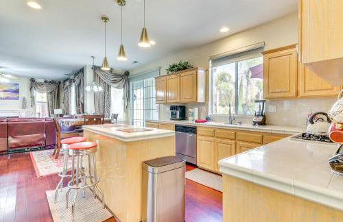 Outdoor Oasis and Hot Tub! Spacious Clovis Home - Foto 9