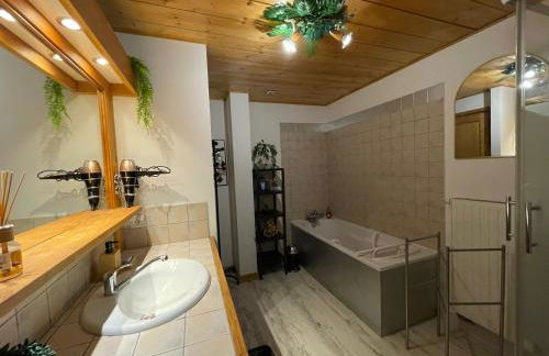 Le petit paradis au pied du Monte Blanco,jacuzzi privé, Rooftop,air de jeux - Foto 66