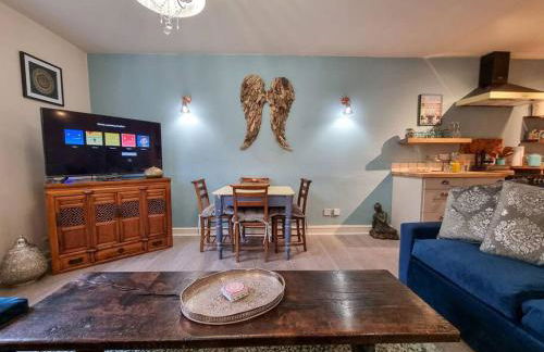 Stunning Luxury Vintage Duplex with Parking - Foto 13