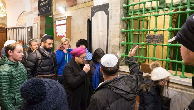 Explore the most renowned locations in Hebron