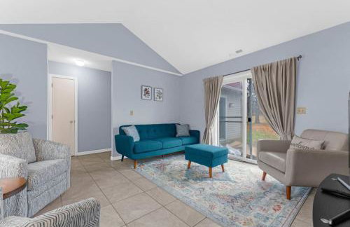 Willow Haven 2BR Cozy Retreat, Close to Hartford - Foto 20