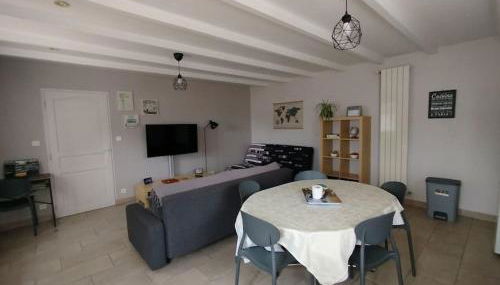 Gite T3 "Escale en Vienne", Maison plain-pied 5 pers, Futuroscope, Aquascope - Foto 3