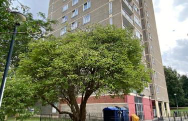 Entire flat, comfortable 2 double bedrooms - Foto 12