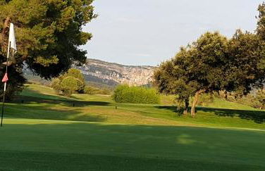 Côté Golf, bel appartement RDC avec terrasses dans Golf, piscine, tennis, à 5mn de l'Isle sur la Sorgue - Foto 31