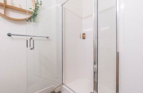 Seattle Lux 1 bd Apartment- Rooftop, WiFi, Pet Friendly - Foto 10