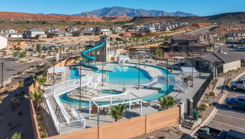 Adventure Base Camp Pet Friendly with Resort Living Pool, Arcade, Pickle-ball - Photo 5