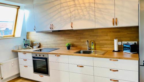 Cinema Apartment Magdeburg - Kitchen & Balcony - Foto 4