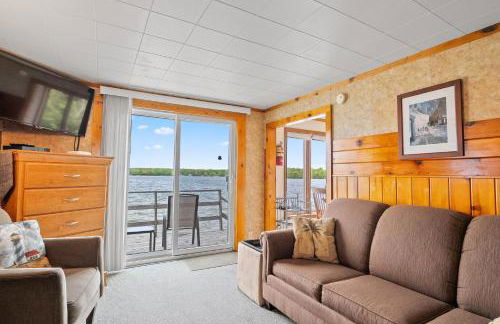 Sunset Shores - Waters Edge Cottage #2 by Simple Life Rentals - Foto 8