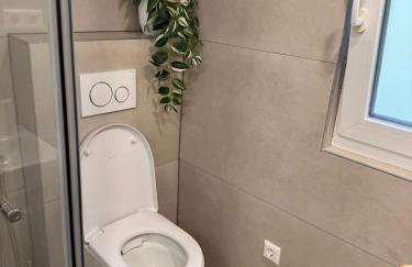 Traumhaft modernes Zimmer mit Doppelbett,,,,Gemeinschaftsbad und WC in 78554 Aldingen - Foto 17