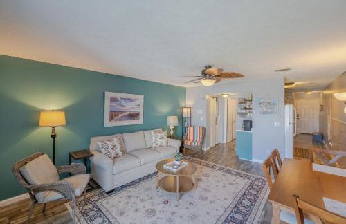 The Turtle House- Quiet complex, 2 BR/ 2 BA - Photo 28