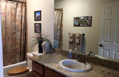 Luxury Cabin Rental with a Fire Pit in Coulterville, California - Foto 22