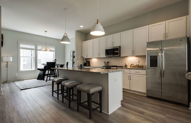 Harmony Highrise - Photo 11