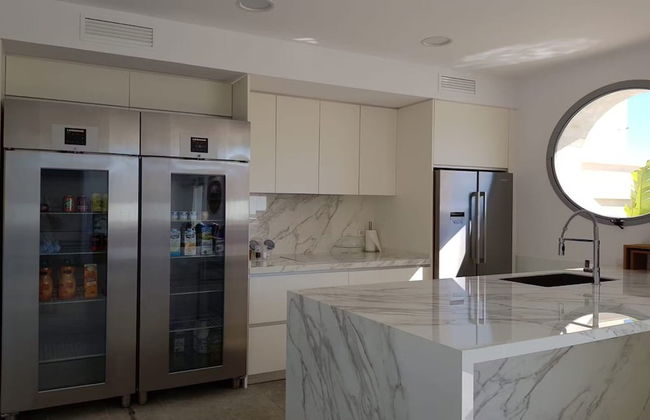 Villa With Salt Water Pool - Foto 13