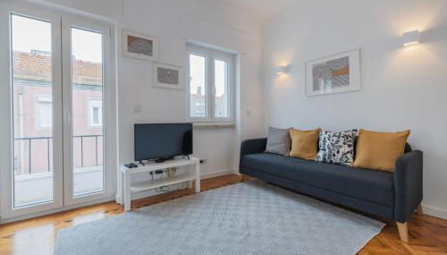 Gervasio Lobato - Photo 2