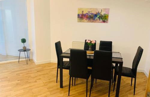 Modern 2 Bed Apartment, Close to Gla Airport & M8 - Foto 5