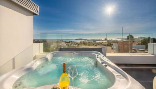 Modern Oasis: 4 Bedroom Villa in Ibiza City, 1263 - Foto 2