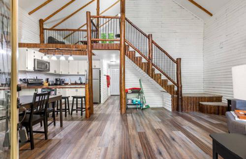 Private RRG Cabin with Game Room & Views - Foto 36