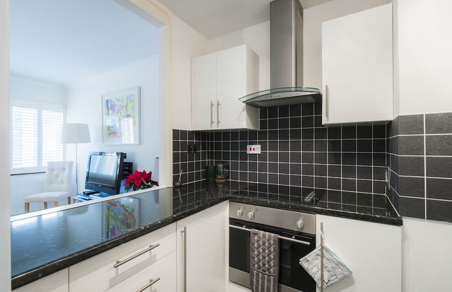 JOIVY Sublime 1 bed flat with Thames view - Foto 9