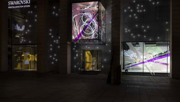 La Casa Swarovski al calar della sera