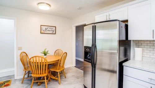 Modern & Quiet Suburban Ranch Mins to Dtwn and Stores - Foto 4