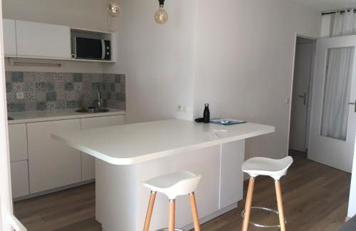 Studio Fréjus-Plage, 400m de la mer, piscine - Foto 2