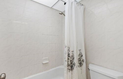 Walk to the Beach at Sunny Isles - Foto 53