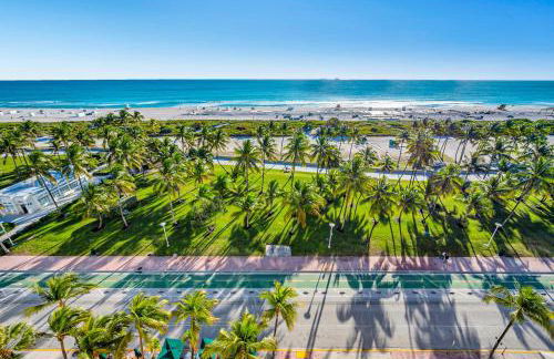 Crown Jewel of Ocean Drive- 2 story Penthouse, 4 Bedrooms & Private rooftop spa - Foto 63